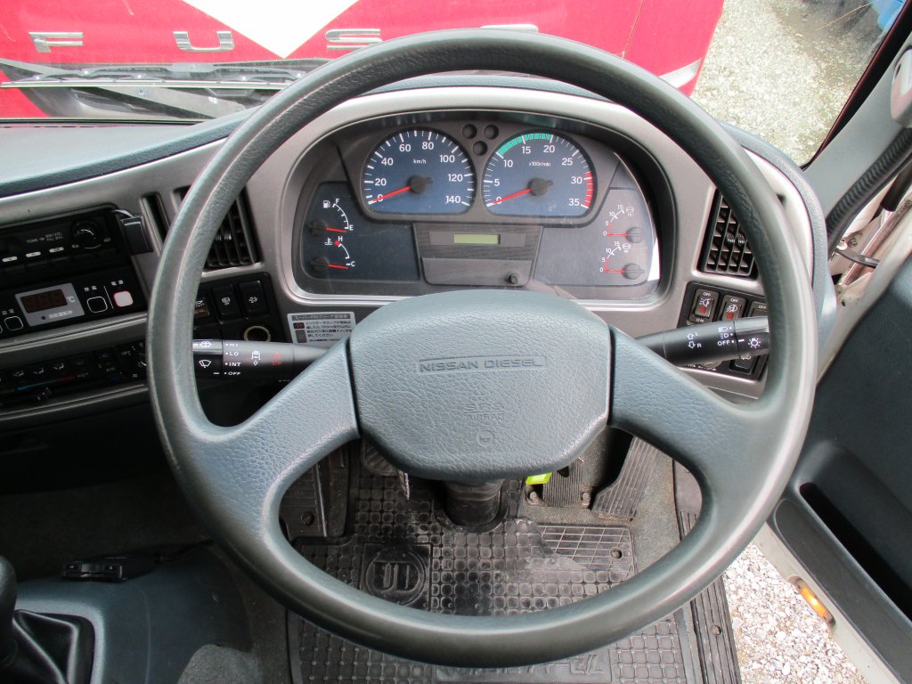 ニッサンディーゼル 中型ワイド コンドル 冷凍車 BDG-MK36C