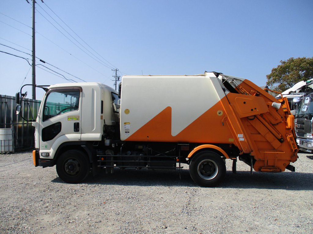 イスズ 中型増トン標準 フォワード パッカー車 SKG-FSR90S2