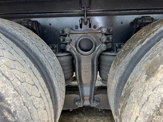 イスズ 10t超 ギガ 平ボディ PDG-CYL77V8