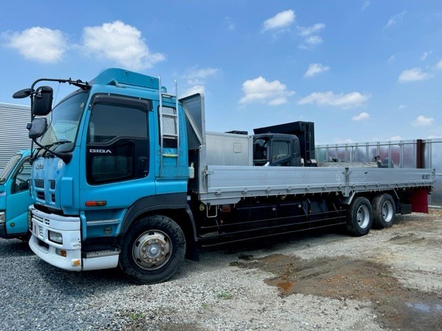 イスズ 10t超 ギガ 平ボディ PDG-CYL77V8