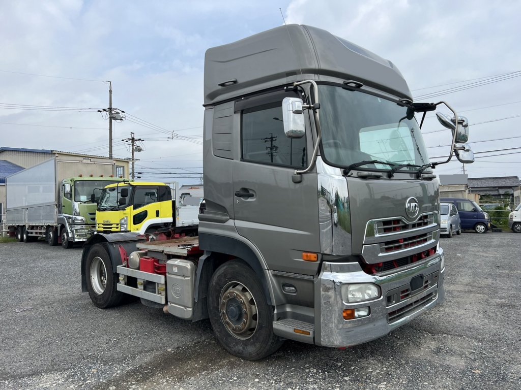 UDトラックス 10t超 クオン トラクタ QPG-GK5XAB