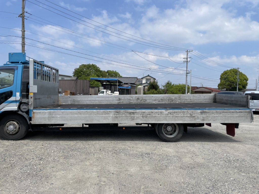 三菱 中型増トンワイド ファイター 平ボディ LKG-FK72FZ
