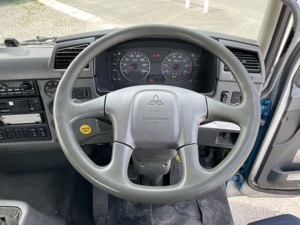 三菱 中型増トンワイド ファイター 平ボディ LKG-FK72FZ