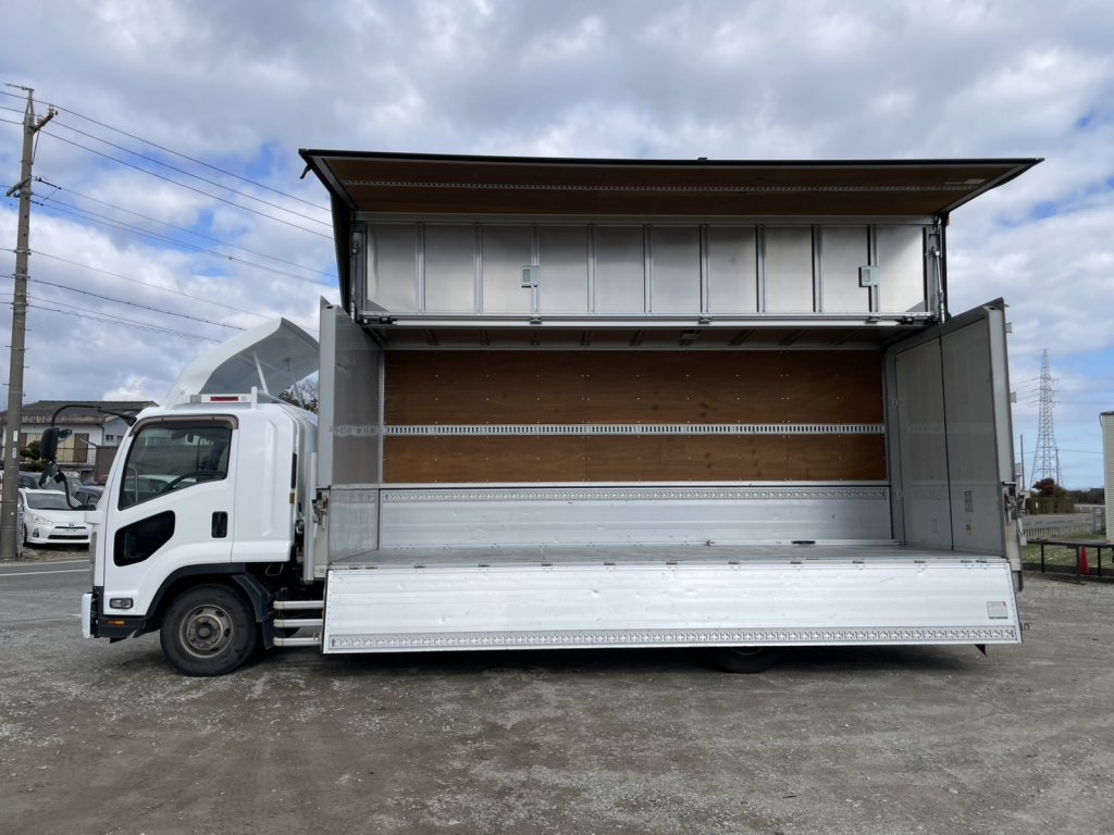 いすゞ 中型増トンワイド フォワード アルミウィング 2RG-FSR90S2