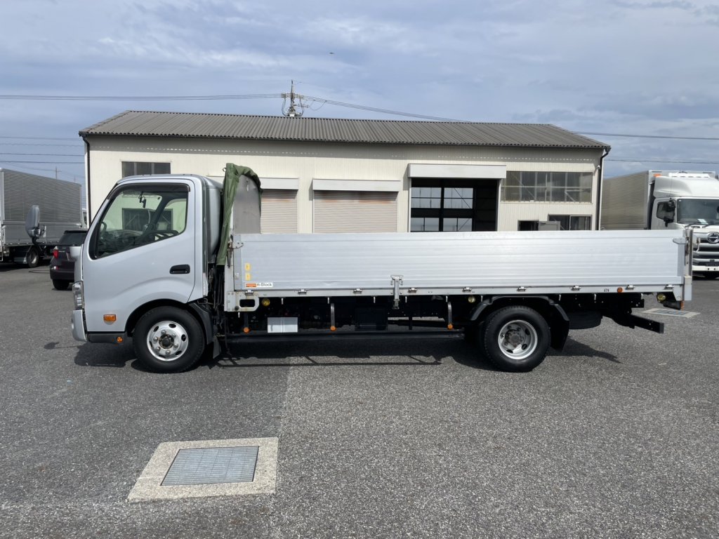 日野 小型ワイド デュトロ 平ボディ TKG-XZU720M