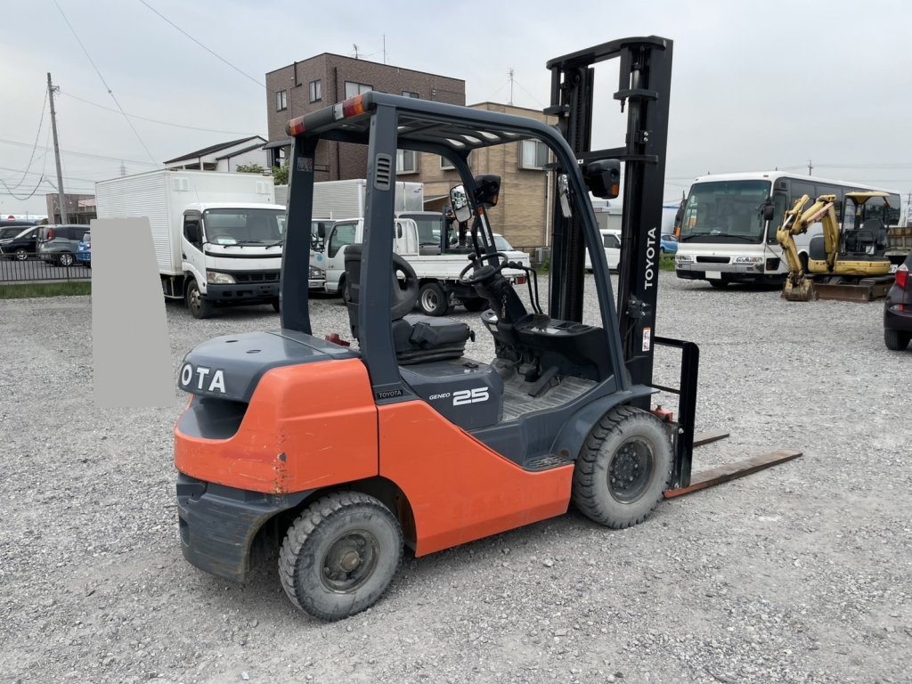 トヨタ   リフト 52-8FD25