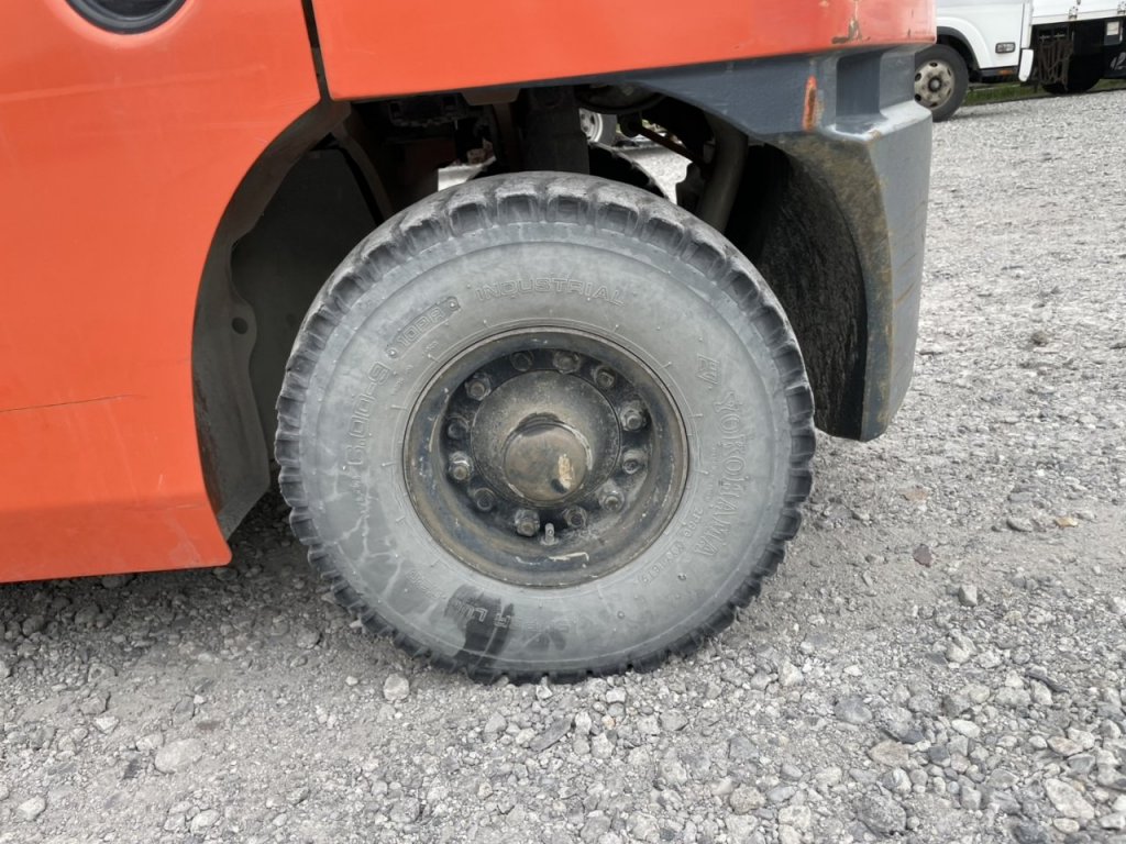 トヨタ   リフト 52-8FD25