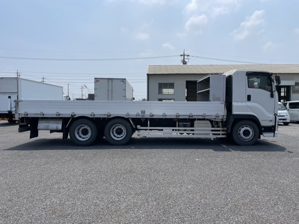 いすゞ 10t超 ギガ 平ボディ QKG-CYL77BM