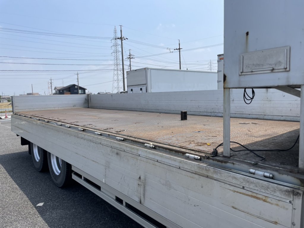 いすゞ 10t超 ギガ 平ボディ QKG-CYL77BM