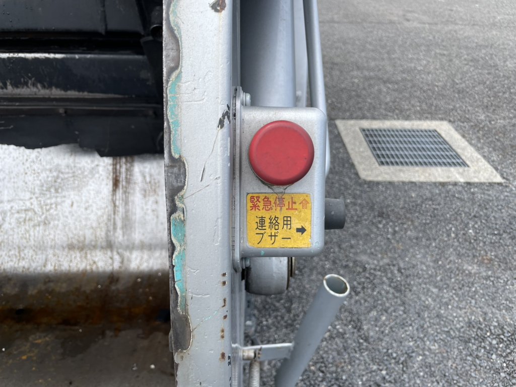 三菱 小型標準 キャンター パッカー車 PDG-FE73D