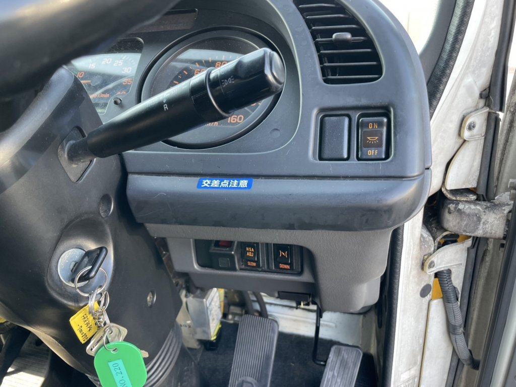 いすゞ 中型ワイド フォワード アルミウィング PA-FRR34P4