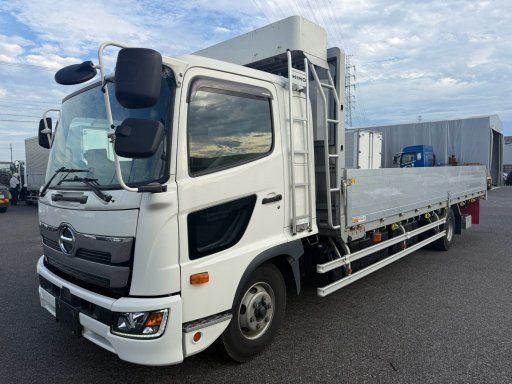 日野 中型増トンワイド レンジャー 平ボディ