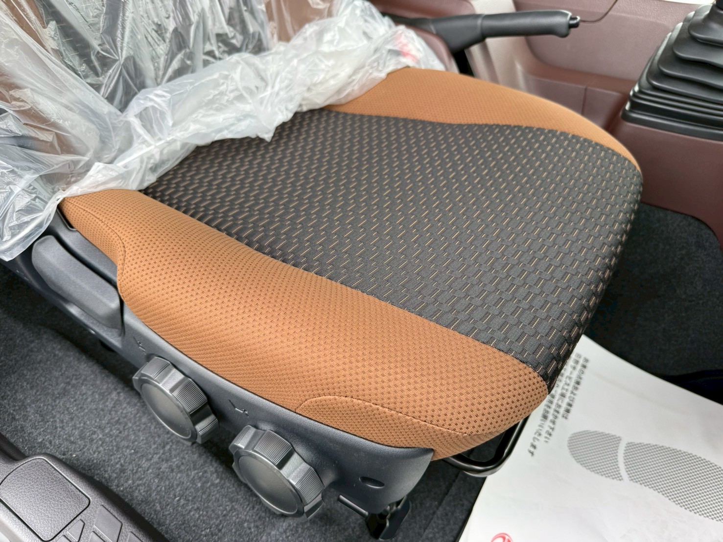 日野 中型ワイド  アルミウィング 2PG-FD2ABA