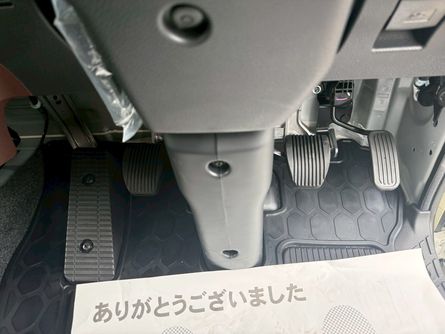 日野 中型ワイド  アルミウィング 2PG-FD2ABA