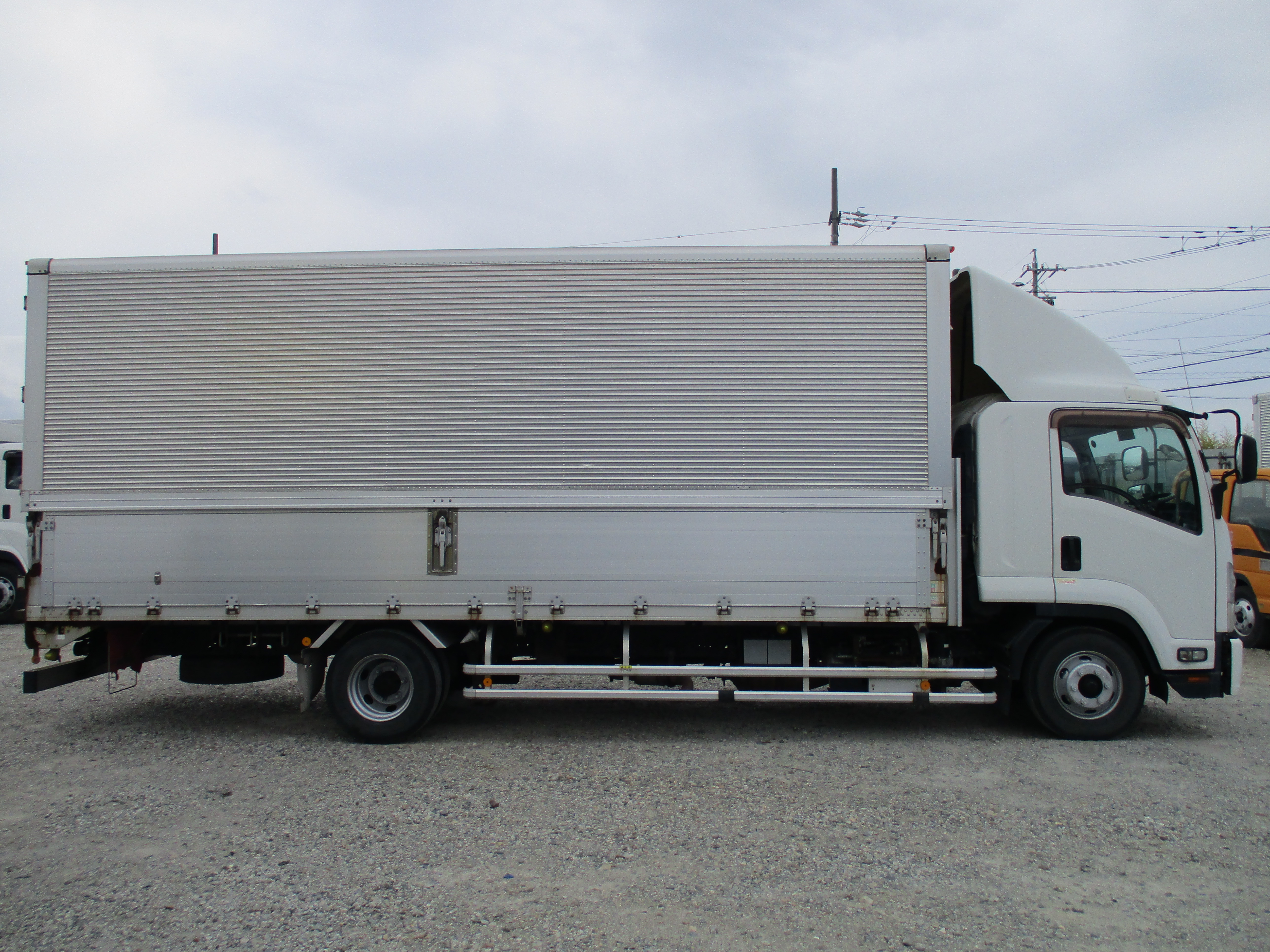  中型標準 フォワード アルミウィング TKG-FRR90T2