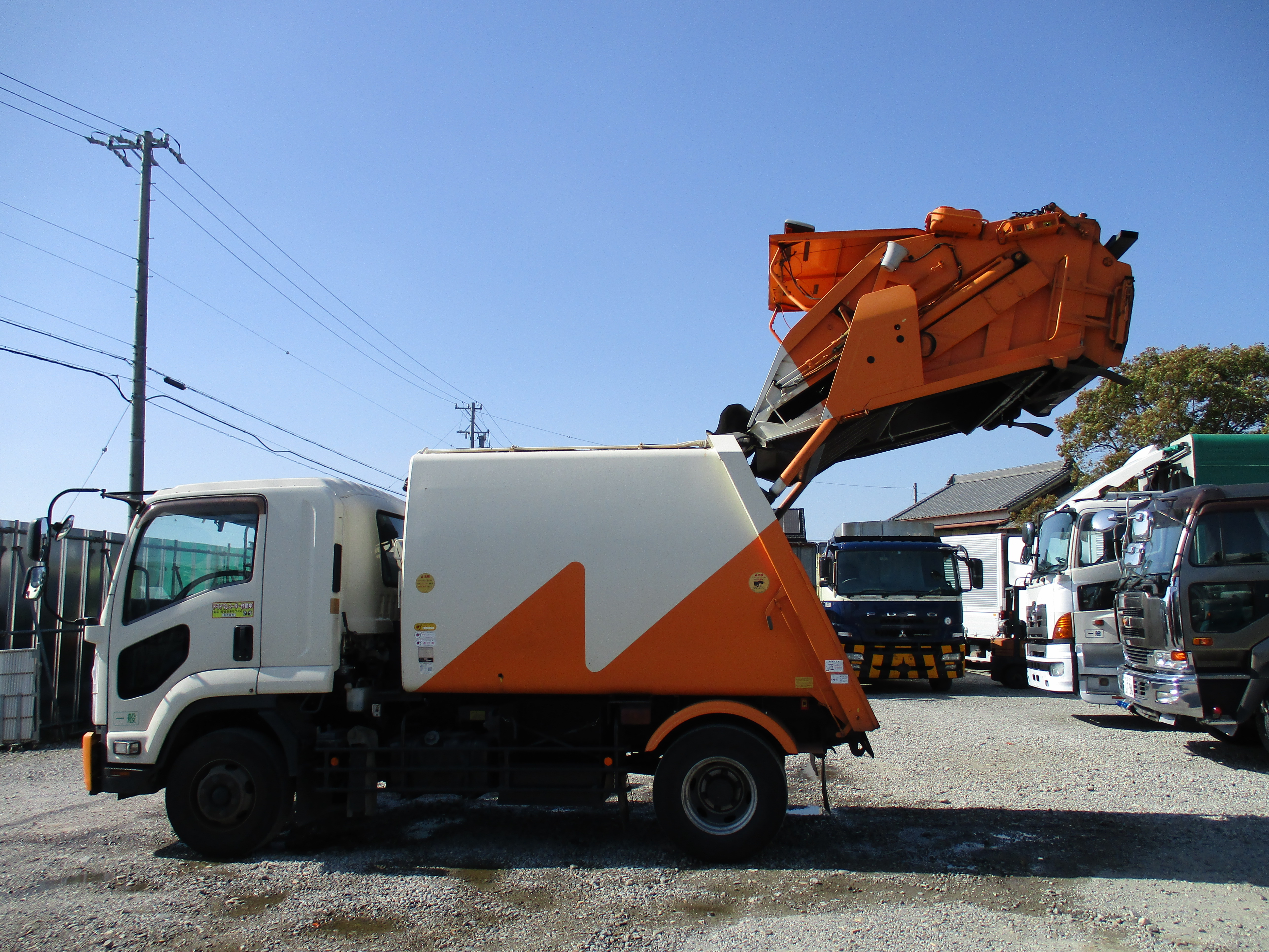  中型増トン標準 フォワード パッカー車 SKG-FSR90S2