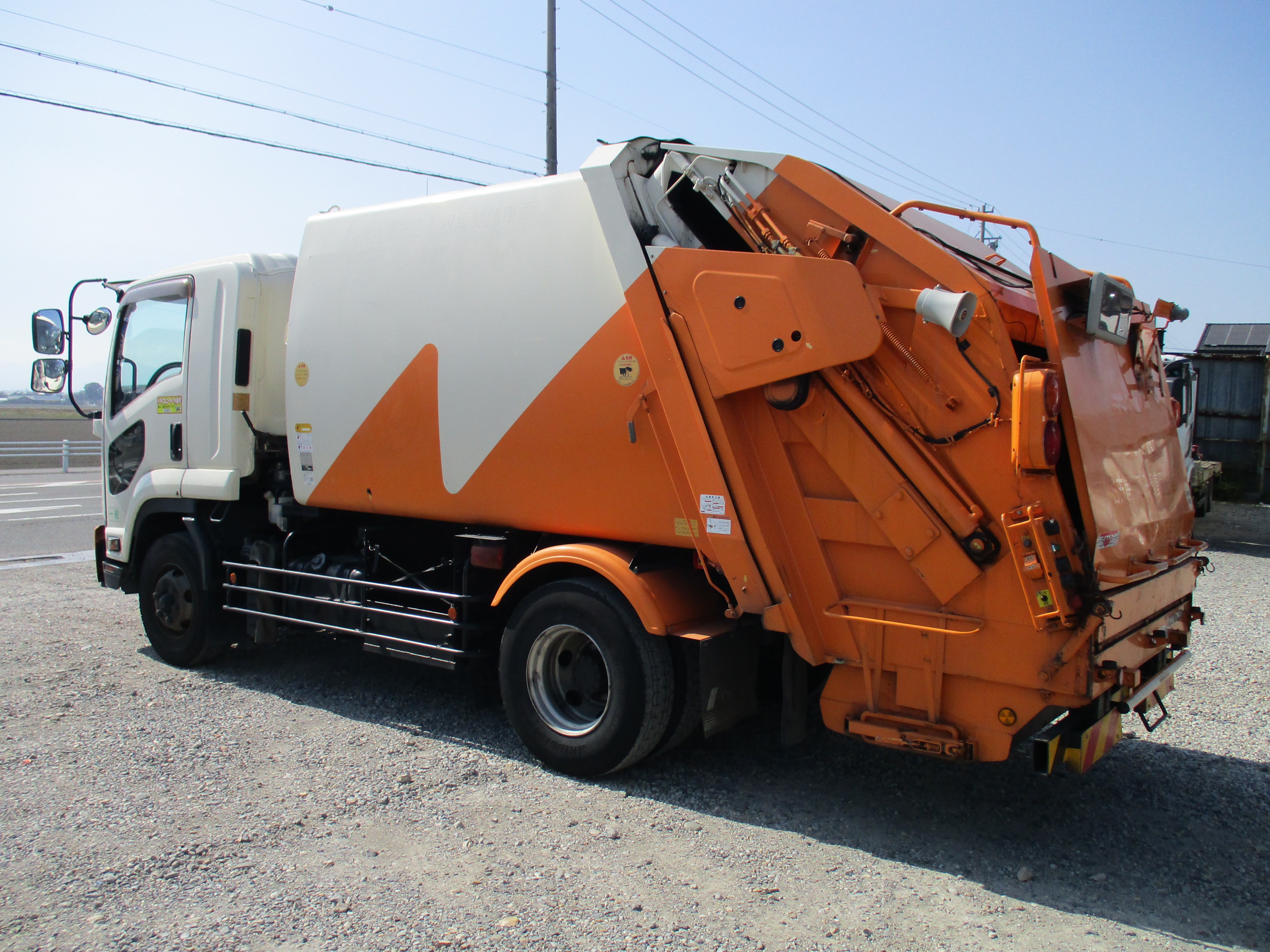  中型増トン標準 フォワード パッカー車 SKG-FSR90S2