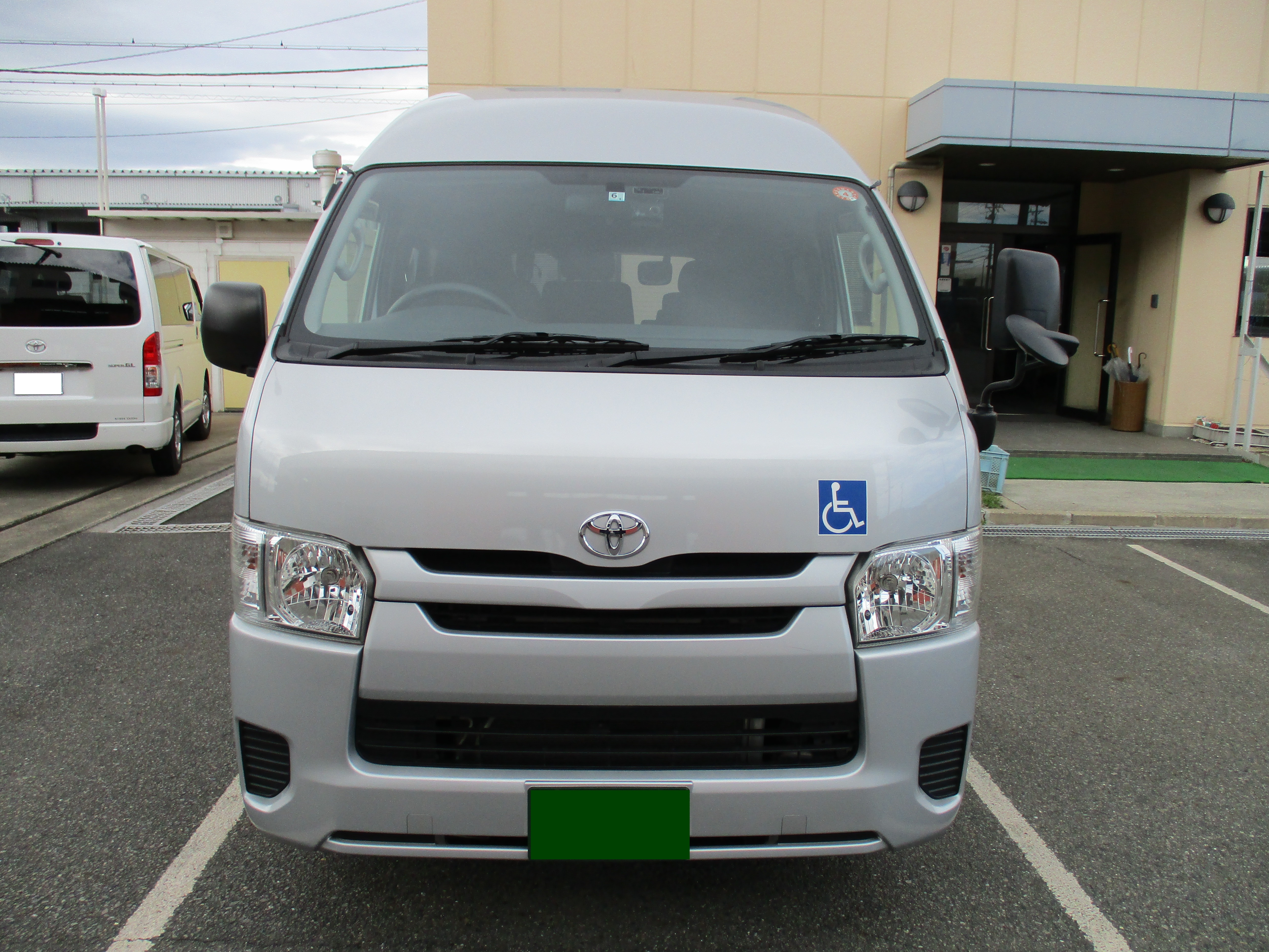 トヨタ  ハイエース その他 CBF-TRH200K