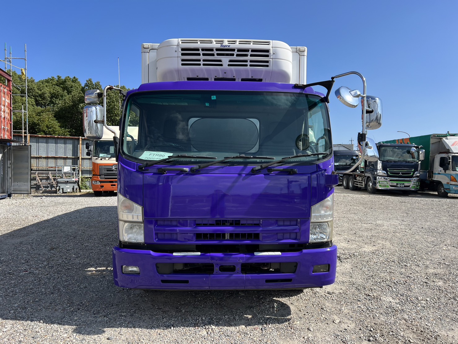  中型増トンワイド フォワード 冷凍車 LKG-FTR90T2