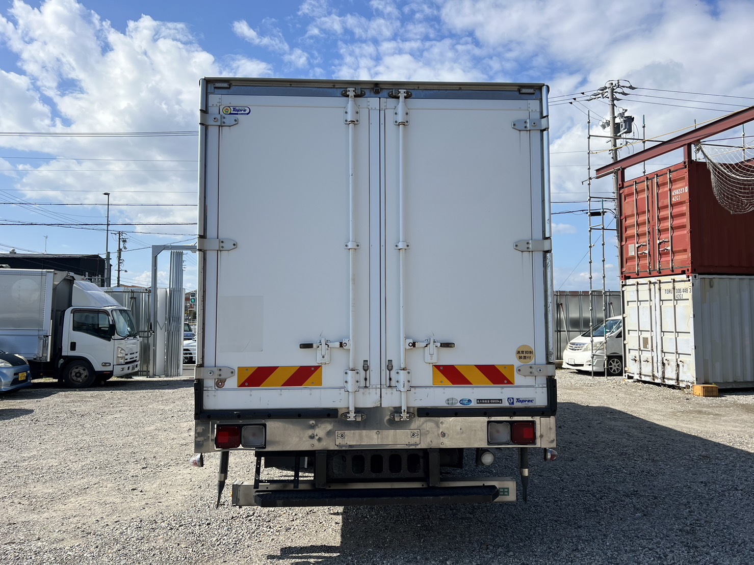  中型増トンワイド フォワード 冷凍車 LKG-FTR90T2