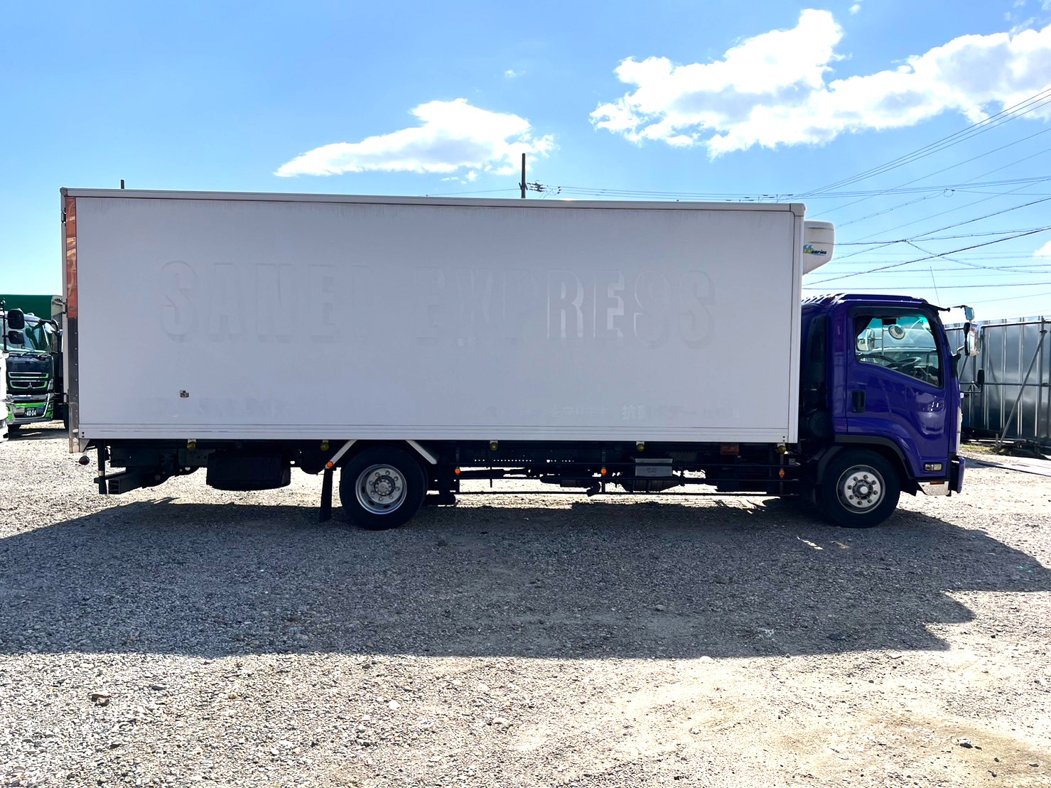  中型増トンワイド フォワード 冷凍車 LKG-FTR90T2