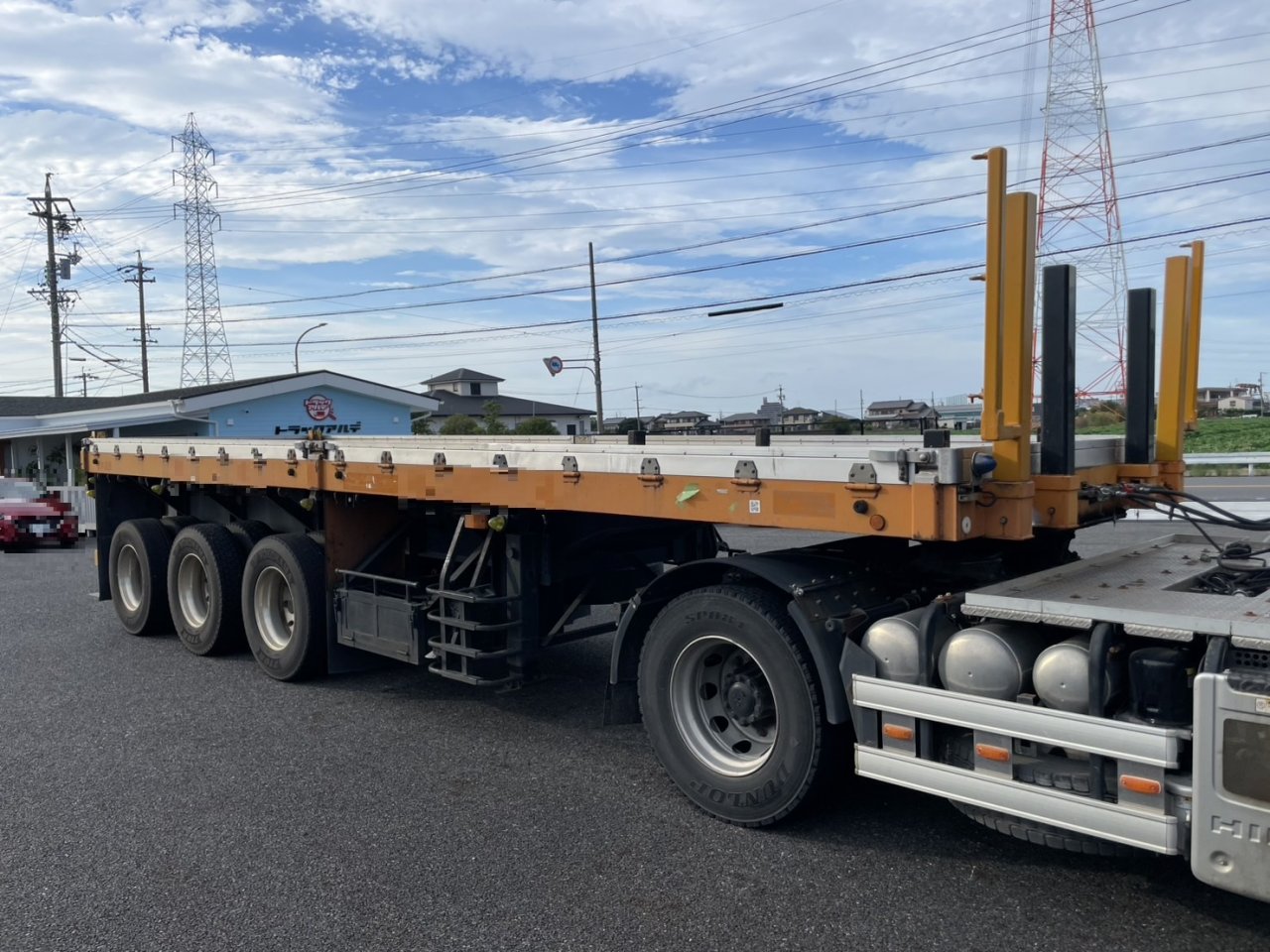 日通   セミトレーラ NT28R003