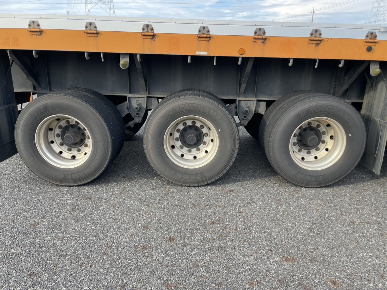 日通   セミトレーラ NT28R003