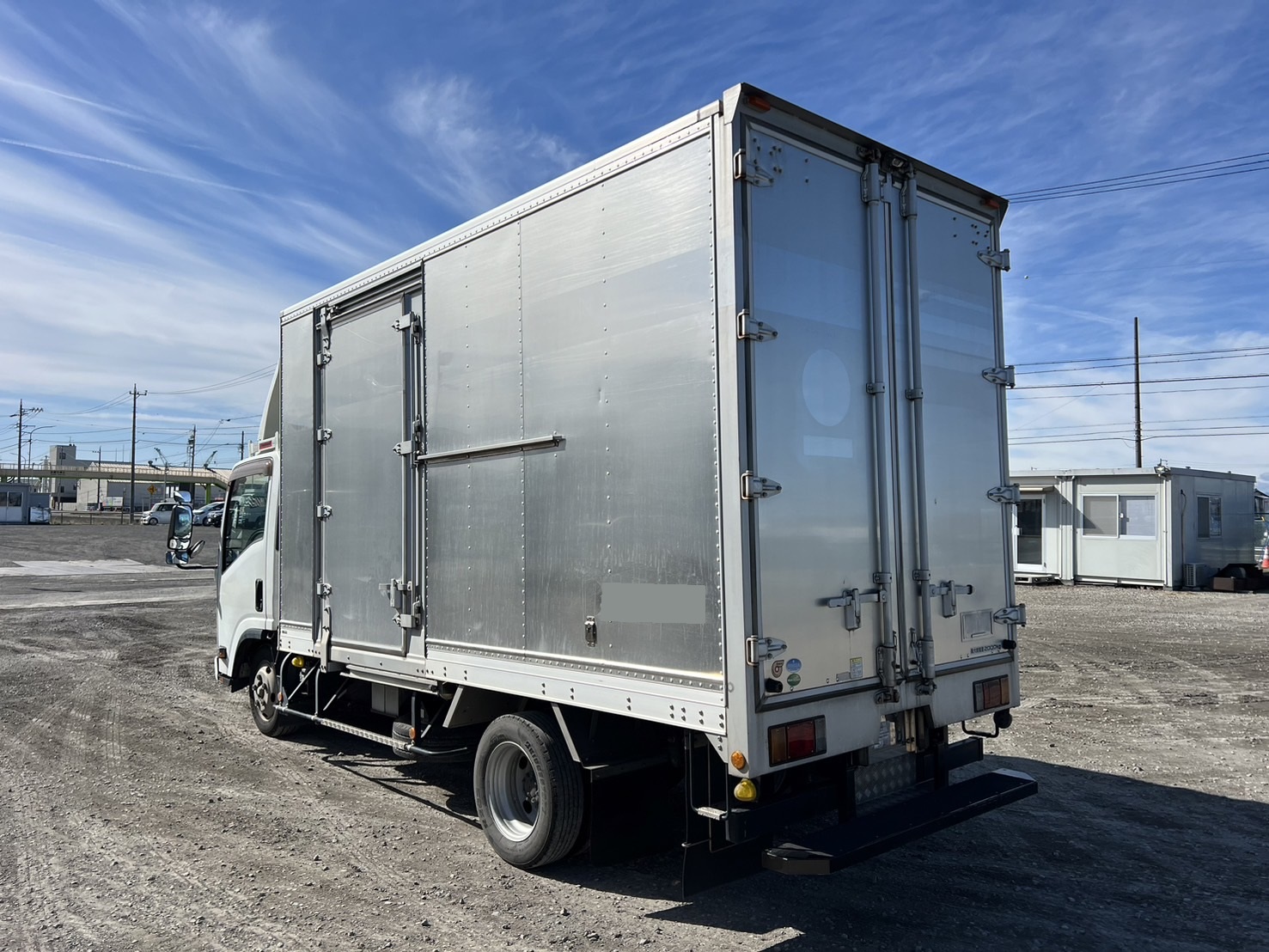  小型ワイド エルフ バン TRG-NMR85AN