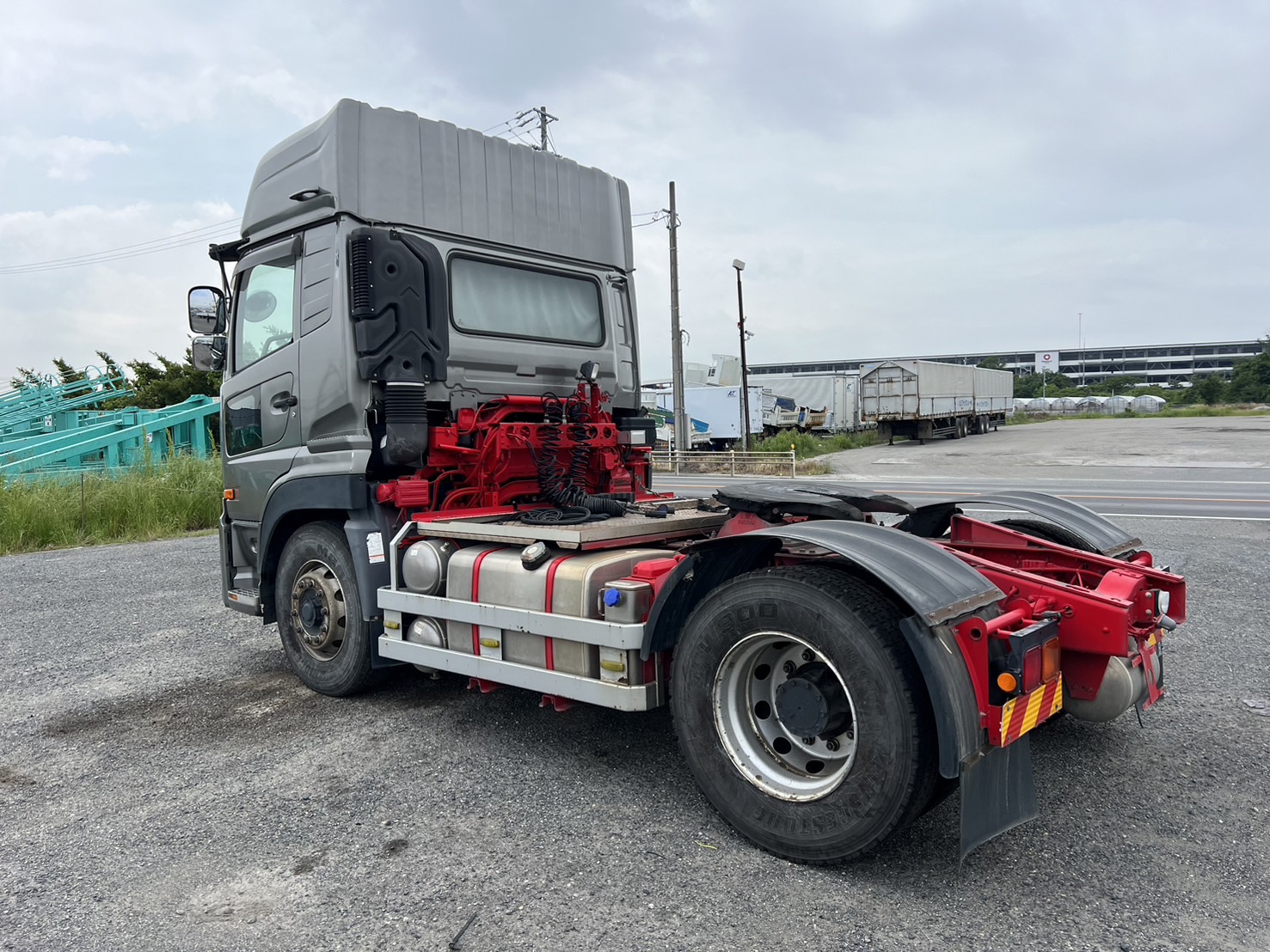 UDトラックス 10t超 クオン トラクタ QPG-GK5XAB