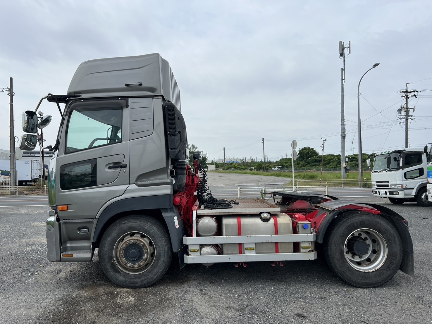 UDトラックス 10t超 クオン トラクタ QPG-GK5XAB