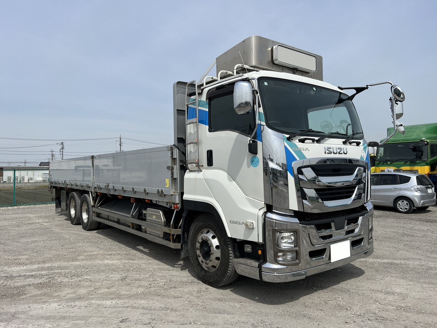  10t超 ギガ 平ボディ QKG-CYL77B