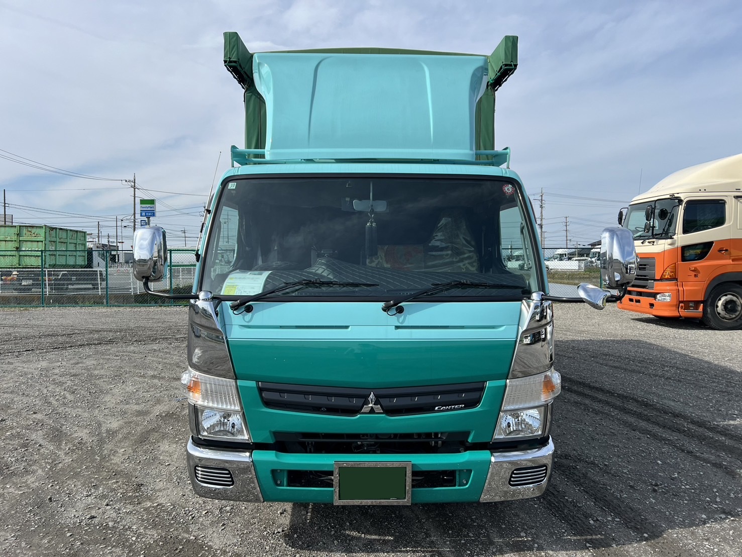 三菱 小型ワイド キャンター カーテン車 TKG-FEB50