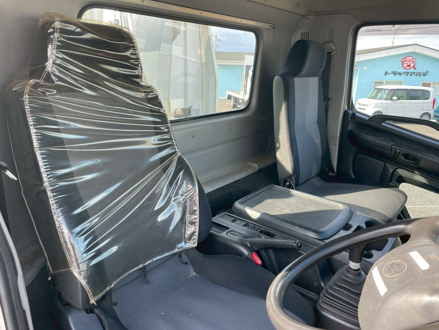 日野 中型標準 レンジャー クレーン４段 TKG-FC9JKAP