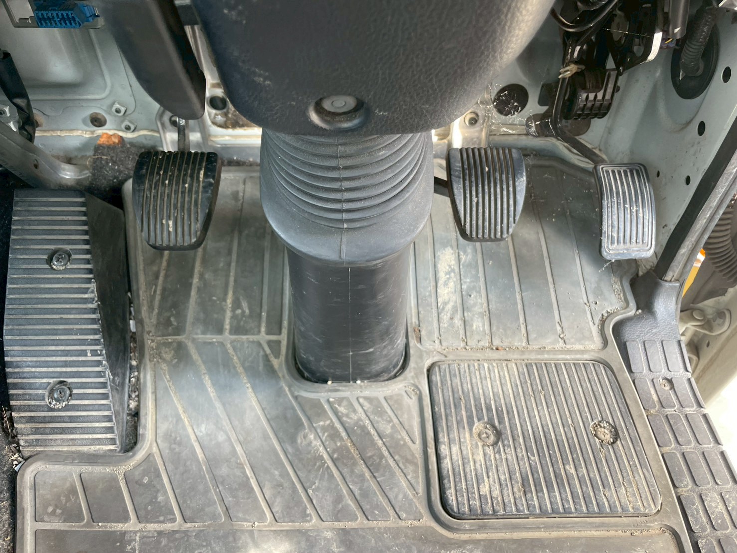 日野 中型標準 レンジャー クレーン４段 TKG-FC9JKAP