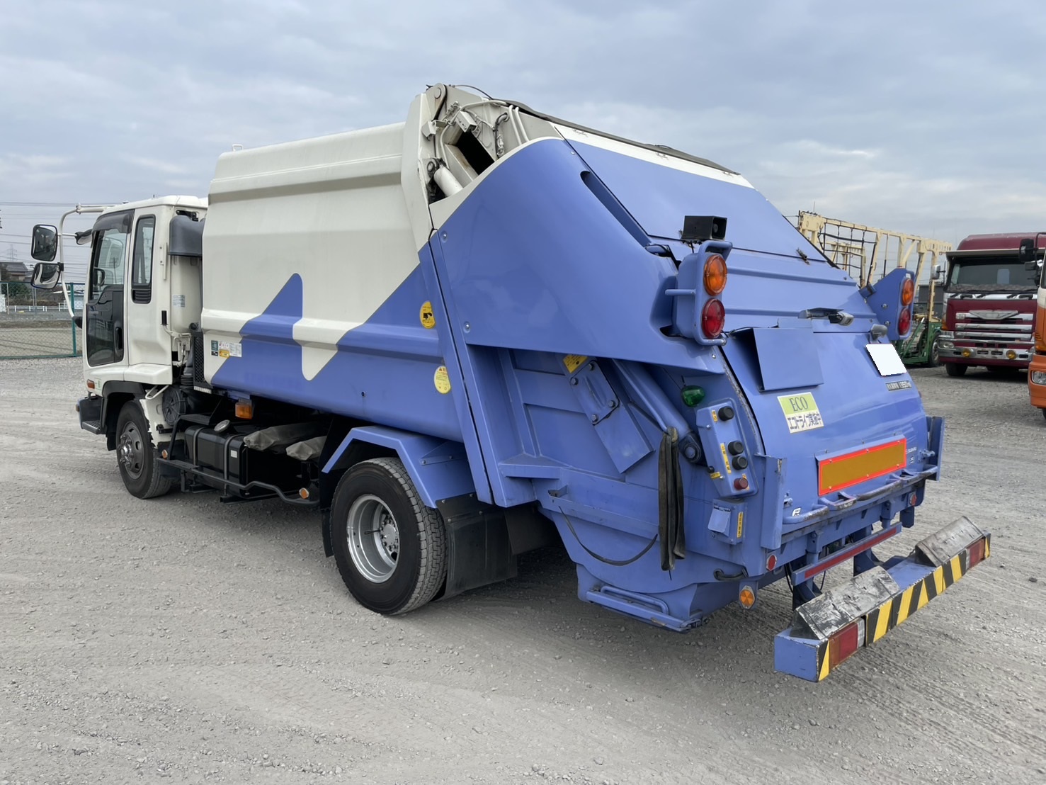 いすゞ 中型標準 フォワード パッカー車 PB-FRR35D3