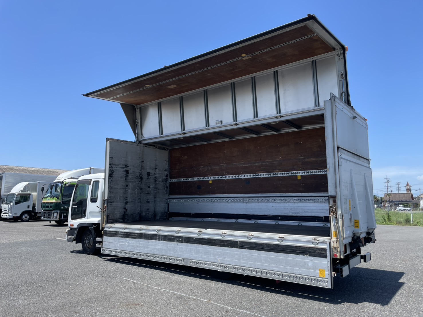 いすゞ 中型ワイド フォワード アルミウィング PA-FRR34L4