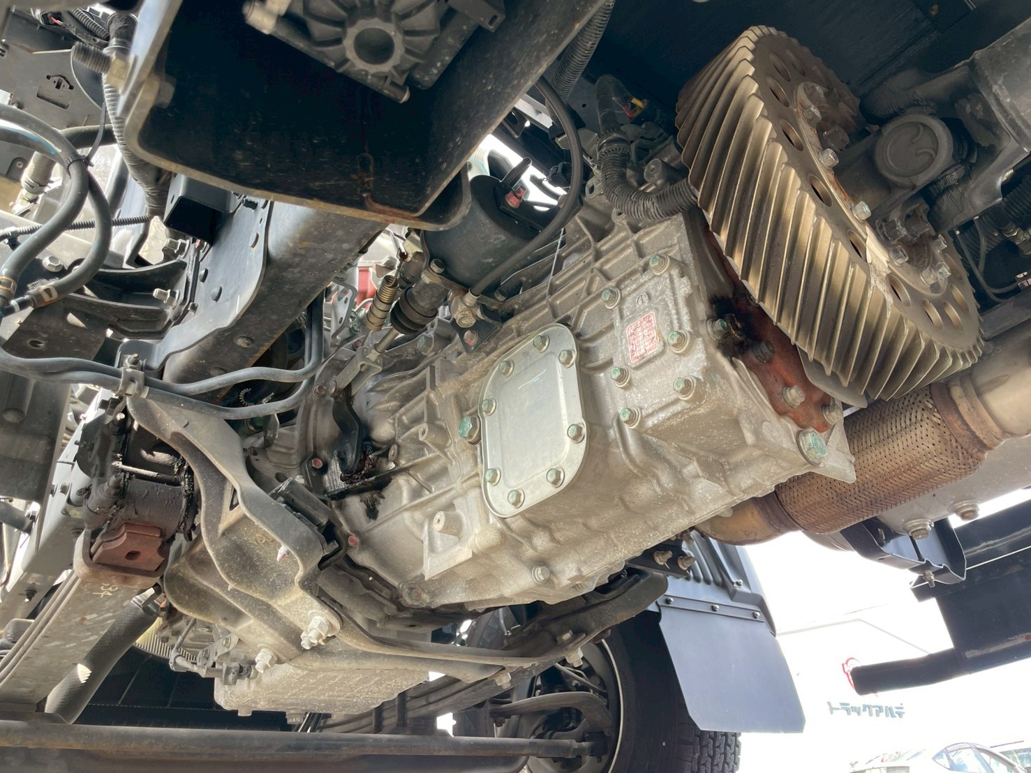 日野 中型標準 レンジャー 平ボディ 2KG-FD2ABA