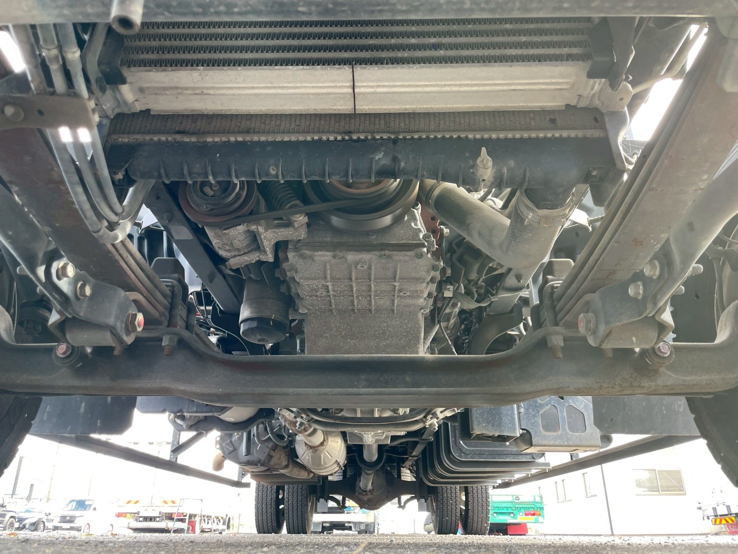 日野 中型標準 レンジャー 平ボディ 2KG-FD2ABA