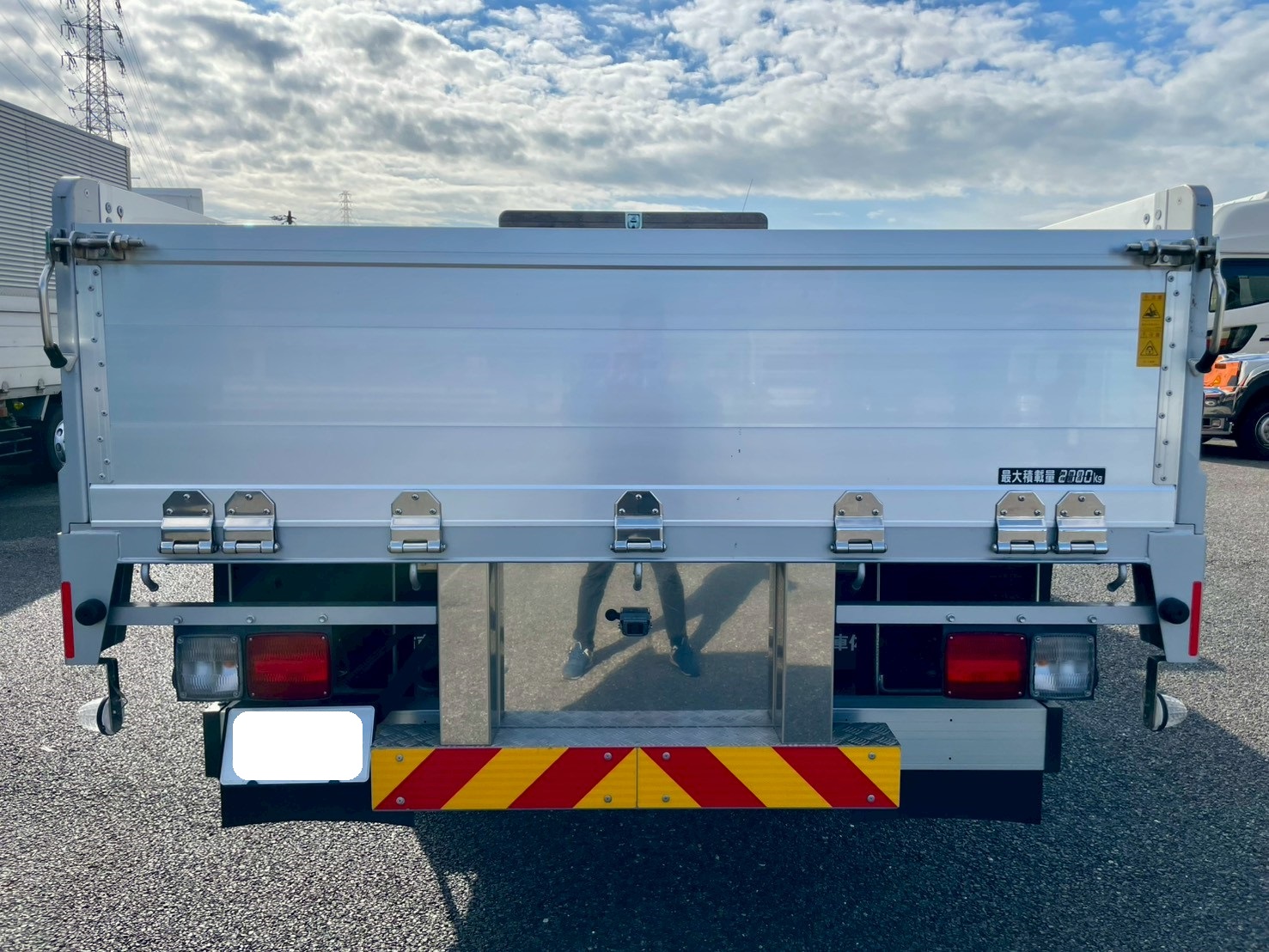 日野 中型標準 レンジャー 平ボディ 2KG-FD2ABA