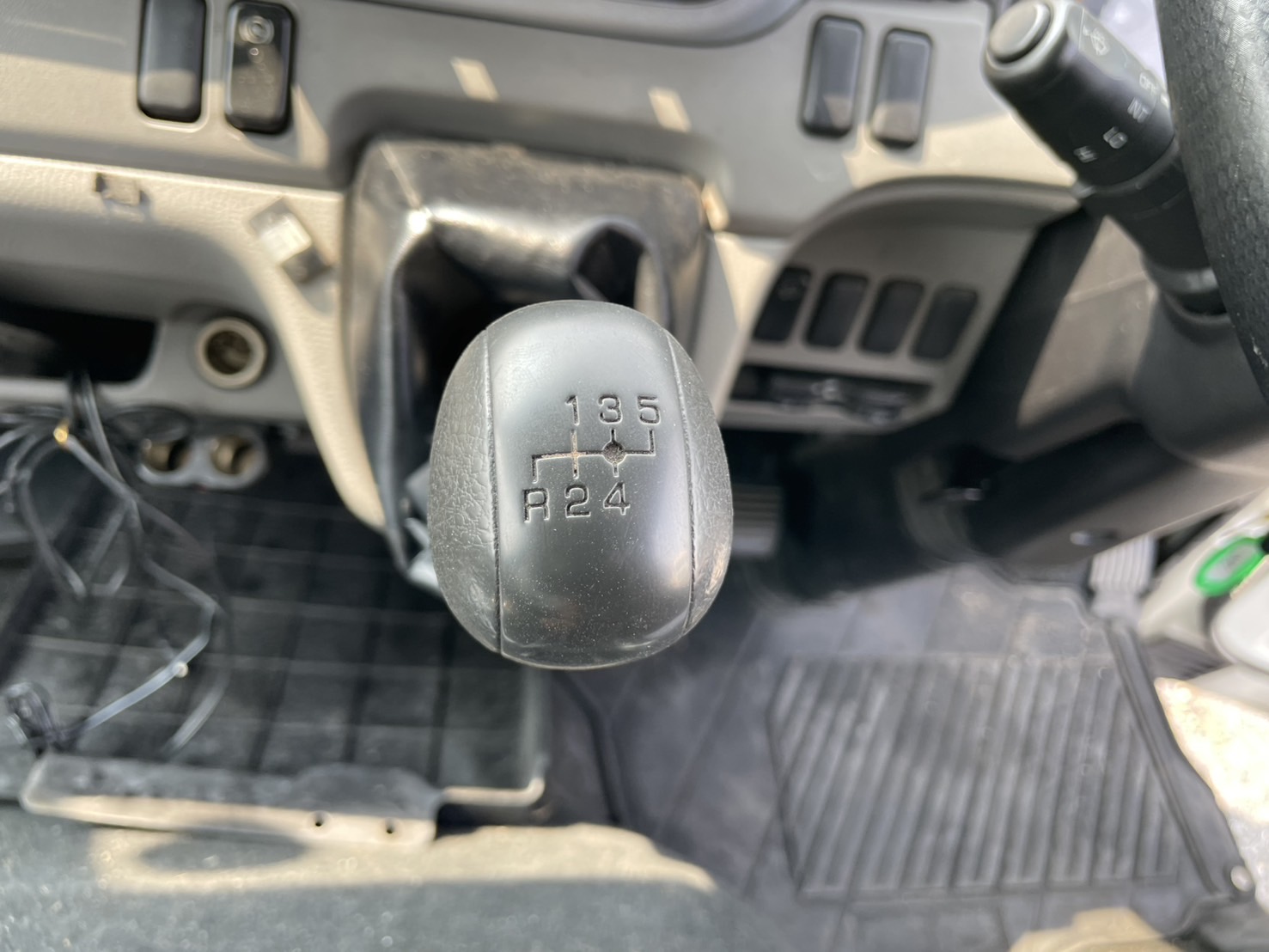 三菱 小型標準 キャンター 平ボディ TPG-FBA50