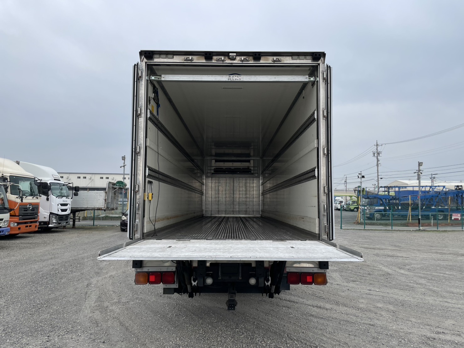 三菱 10t超 スーパーグレート 冷凍車 QPG-FS64VZ