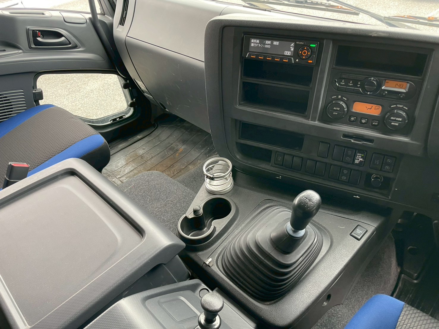 いすゞ 10t超 ギガ Ｓヘッド QKG-EXD52BD