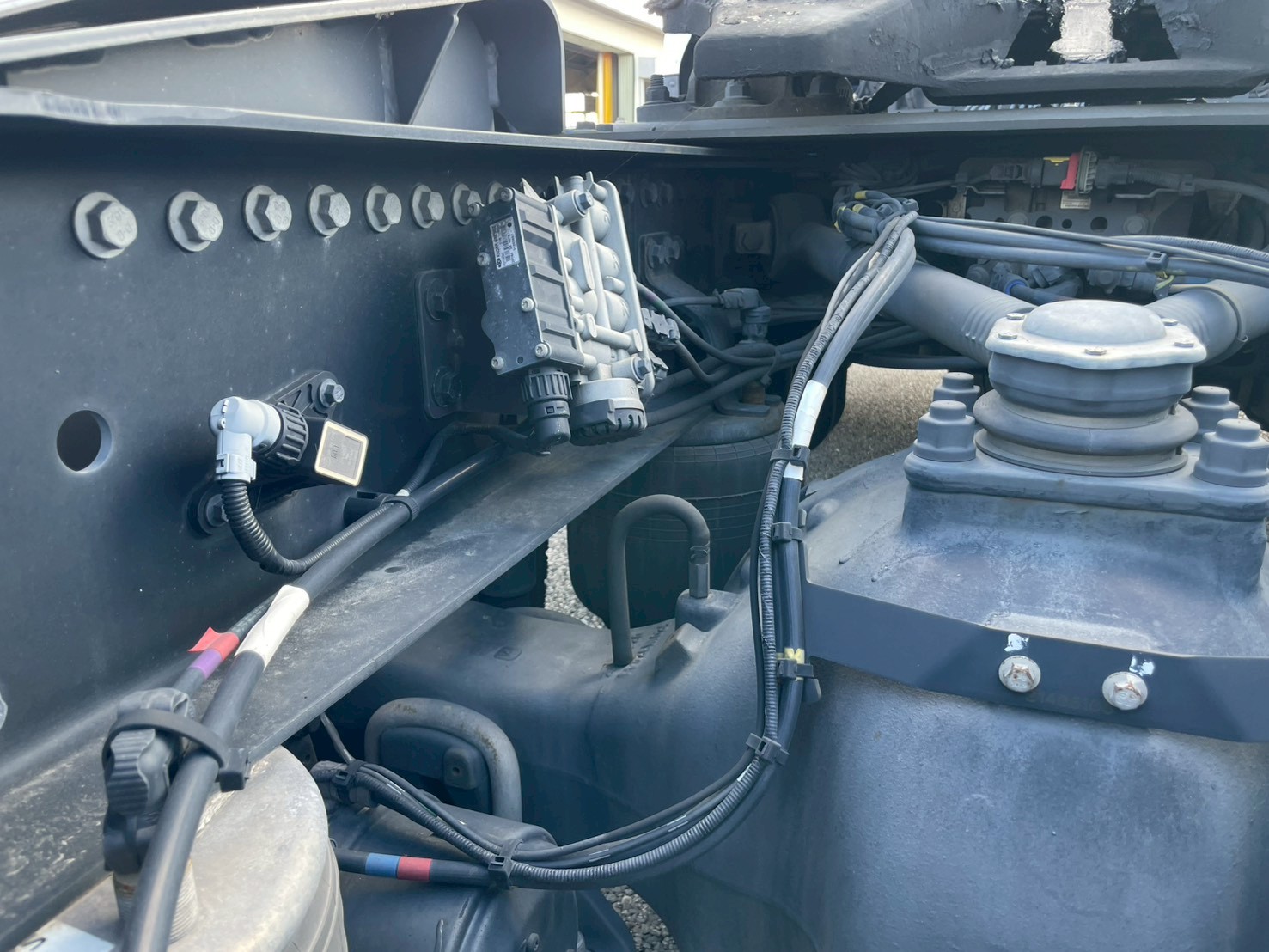 UDトラックス 大型 クオン Ｓヘッド 2PG-GK5AAB