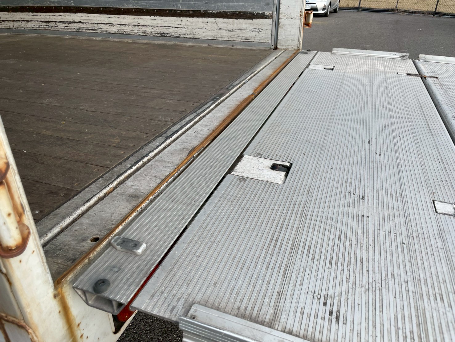 日野 中型ワイド  ホロウイング TKG-FD9JLAA