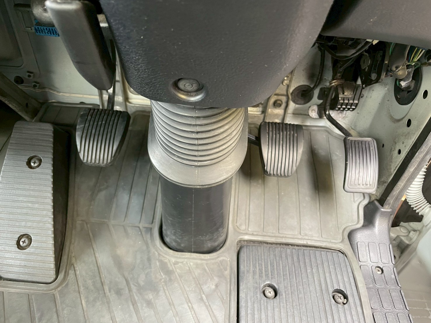 日野 中型ワイド レンジャー 平ボディ TKG-FC9JKAP