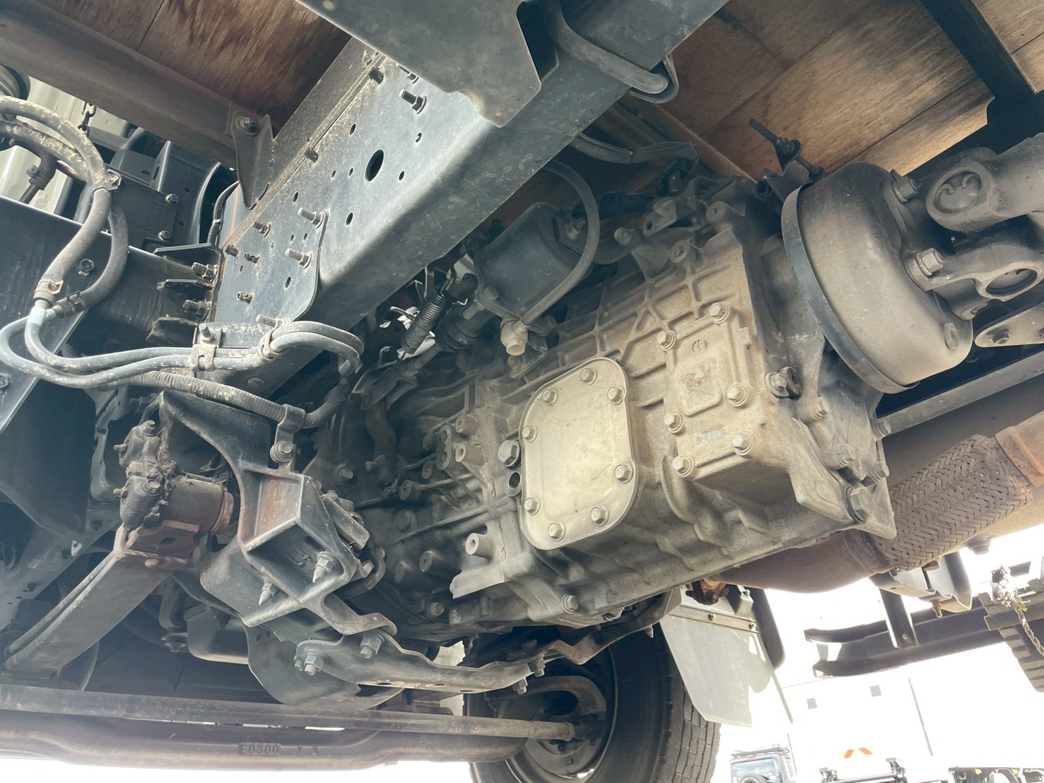 日野 中型ワイド レンジャー 平ボディ TKG-FC9JKAP