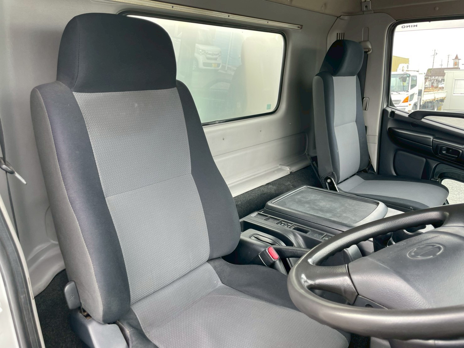 日野 中型ワイド レンジャー 平ボディ TKG-FC9JKAP