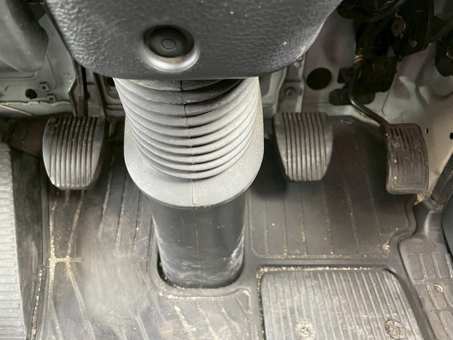 日野 中型標準  平ボディ TKG-FC9JKAP