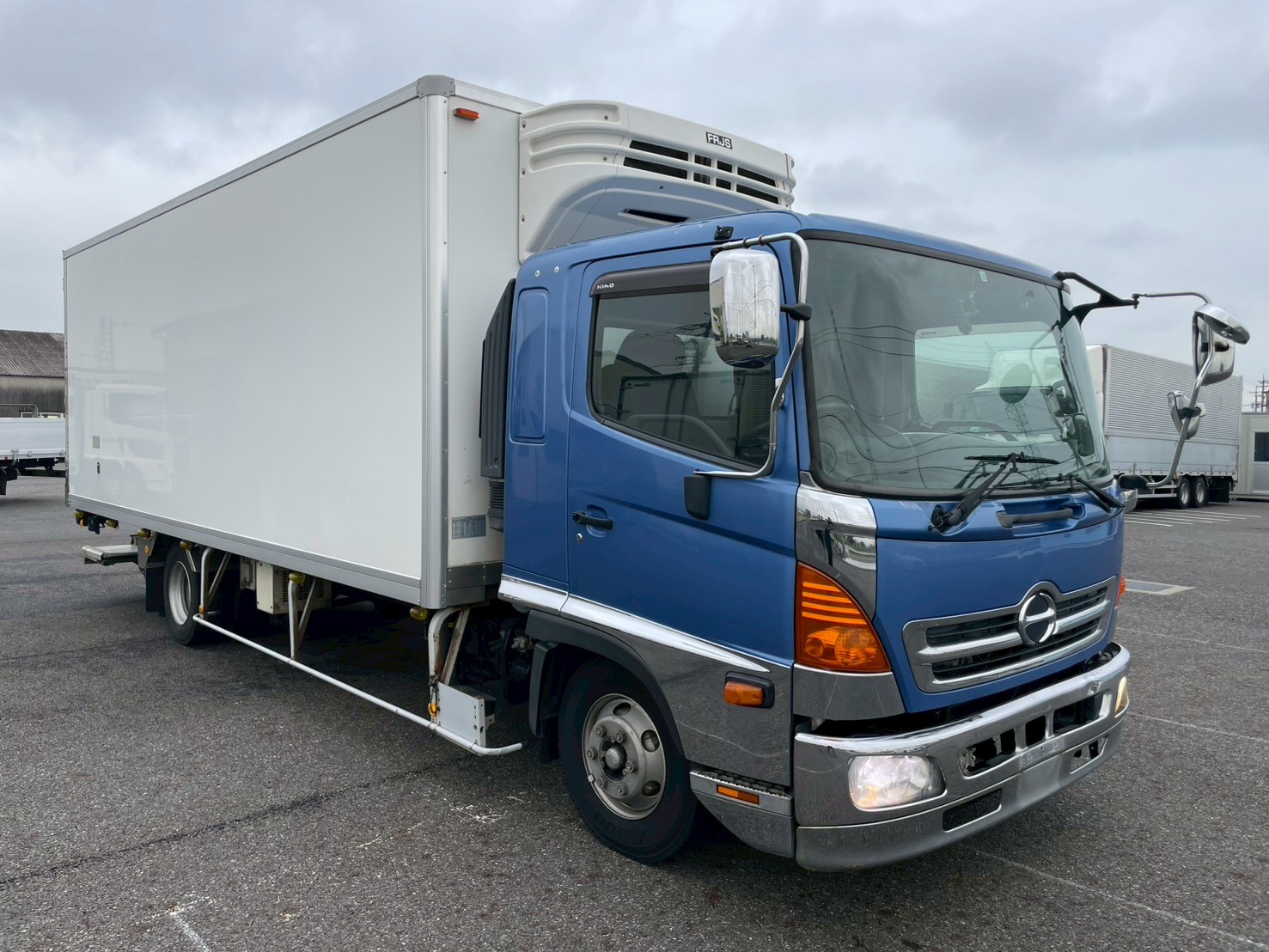 日野 中型ワイド  冷凍車 TKG-FD7JLAG