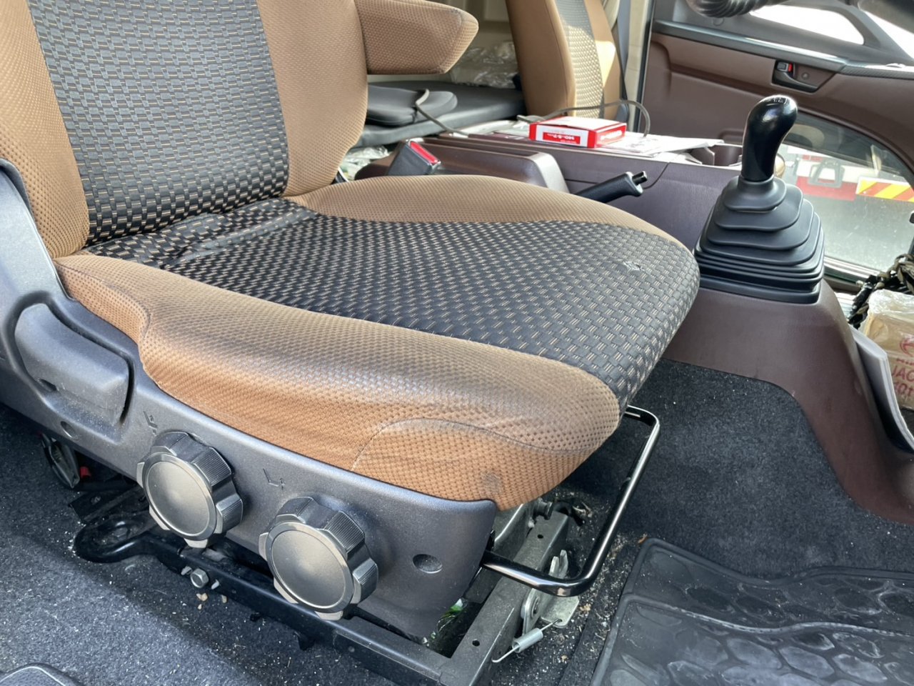 日野 中型増トンワイド レンジャー アルミウィング 2KG-FE2ABG